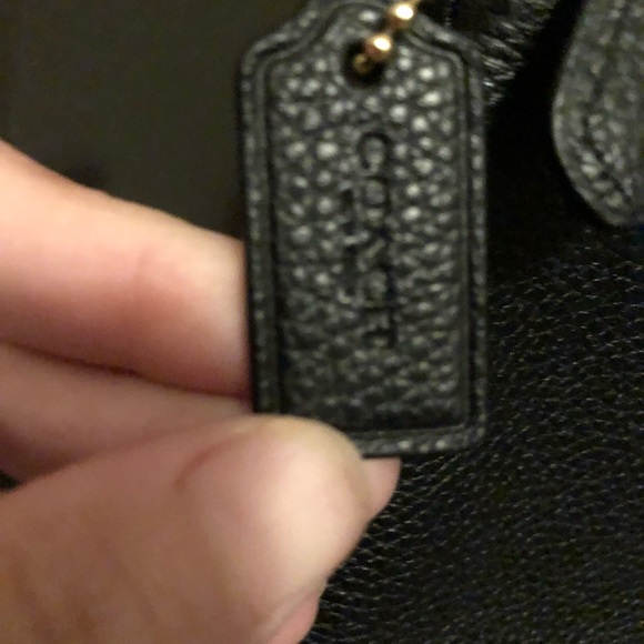 Authentic coach small handbag. - Picture 2 of 4